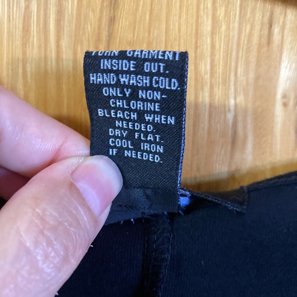 SALE! U-Knit black viscose oversized T-shirt - Picture 5 of 6